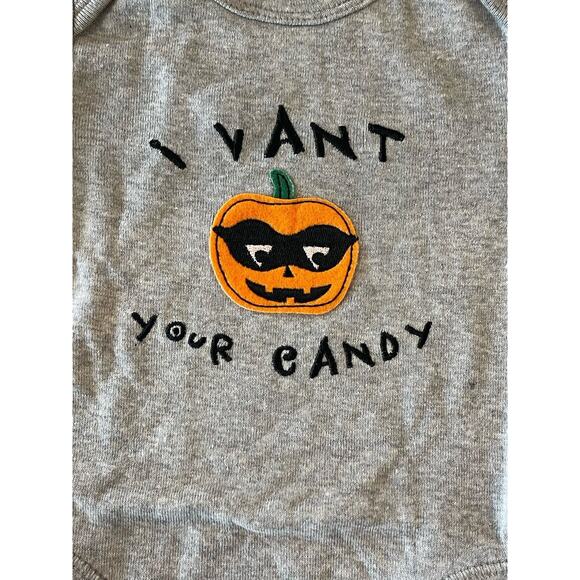 Infant One-Piece‎ Bodysuit from Old Navy Gray 0-3 Months NEW - Picture 1 of 8